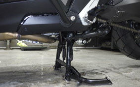 HONDA X-ADV 750 2025 RH21