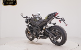 TRIUMPH STREET TRIPLE RS 2018