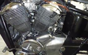 HONDA SHADOW 750 Gen. 2 1998 RC44
