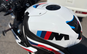 BMW M1000R 2025 0P51