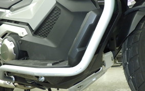 HONDA X-ADV 750 2025 RH21