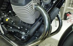 MOTO GUZZI V7 STONE 2 2017