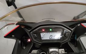 HONDA CBR400R NC47