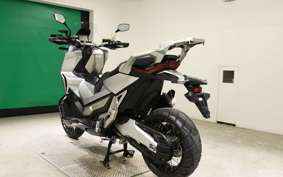 HONDA X-ADV 750 2018 RC95