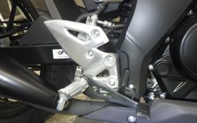SUZUKI GSX-S125 2000 DL32D