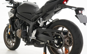 HONDA CBR650R E-Clutch 2025 RH17