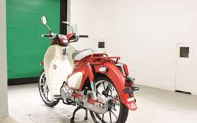 HONDA C125 SUPER CUB