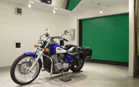 HONDA SHADOW 400 CUSTOM 2013 NC45