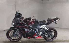 HONDA CBR600RR PC40