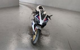YAMAHA YZF-R125 RE06