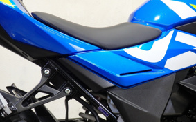 SUZUKI GSX250R DN11A