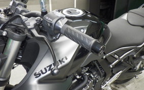 SUZUKI GSX-8S 2025 EM1AA