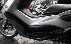 YAMAHA N-MAX SE86J