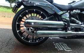 HARLEY FXBR 2024 YEZ