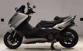 YAMAHA T-MAX 530 2018 SJ12J