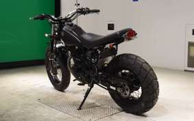 YAMAHA TW225 DG09J