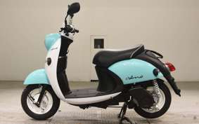 YAMAHA E-VINO SY11J