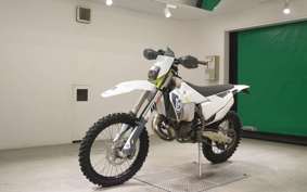 HUSQVARNA TE150I
