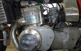 SUZUKI GT750 GT750B
