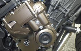 HONDA CB650R E-Clutch 2025 RH17