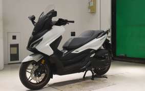 HONDA FORZA 250 MF17