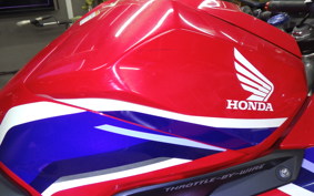 HONDA CBR250RR A MC51
