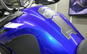 SUZUKI DL650 ( V-Strom 650 ) XTA 2022 C733M