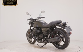 MOTO GUZZI V7 STONE 2024