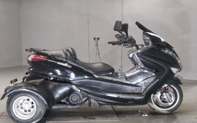 OTHER  TRIKE 200CC ..