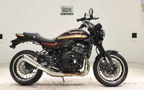 KAWASAKI Z900RS 2025 ZR900K