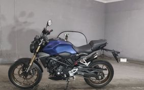 HONDA CB250R MC52