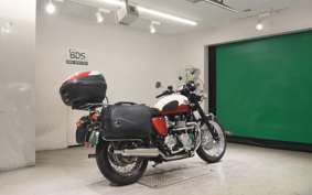 TRIUMPH BONNEVILLE T100 2013