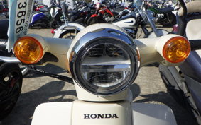 HONDA C50 SUPER CUB 1995 AA09
