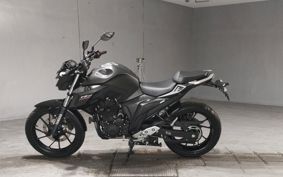 YAMAHA FZ25 RG42