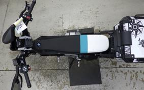 BMW CE-02