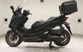 HONDA FORZA 250