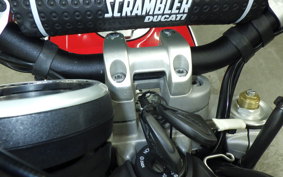 DUCATI DUCATI SCRAMBLERデザートス 2018