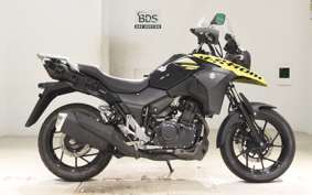 SUZUKI Vｽﾄﾛｰﾑ250A 2006