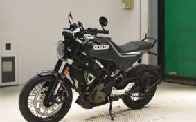 HUSQVARNA SVARTPILEN 401 2021