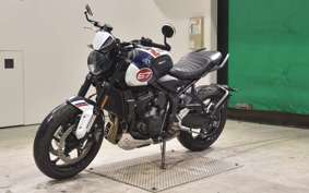 TRIUMPH TRIDENT 660 2024