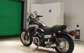 YAMAHA VMAX 2002