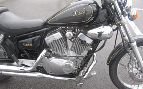 YAMAHA VIRAGO 250 3DM