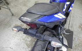 SUZUKI GSX250R 2025