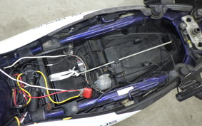 SUZUKI ｸﾞﾗﾃﾞｨｳｽ400 2010 VK58A