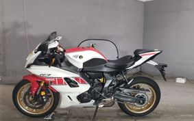 YAMAHA YZF-R7 2022 RM39J