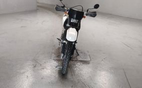 SUZUKI DJEBEL250XC SJ45A