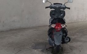 YAMAHA  CYGNUS  RAY ZR 2NC0