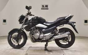 SUZUKI GSR250