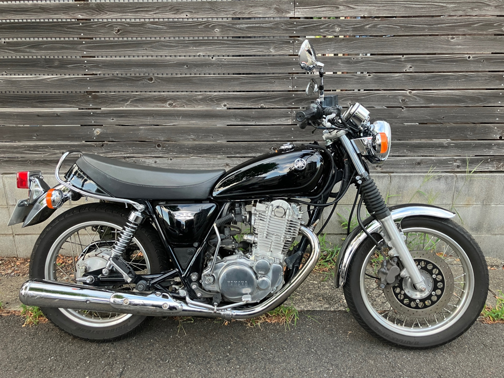 Фото Yamaha SR400 2017 с японского аукциона
