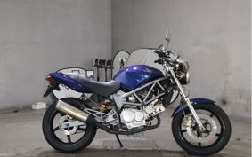 HONDA VTR 250 MC33